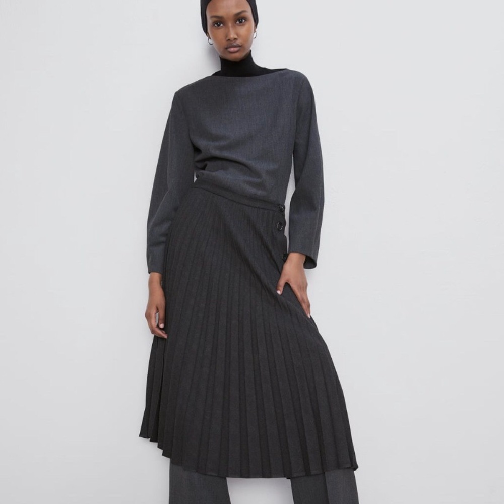 Sold out charcoal pleated side button midi skirt